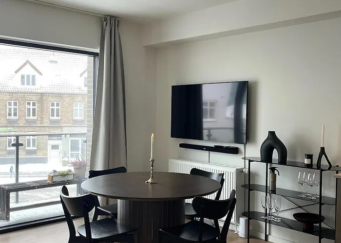 Nyrenoveret I Άλμποργκ